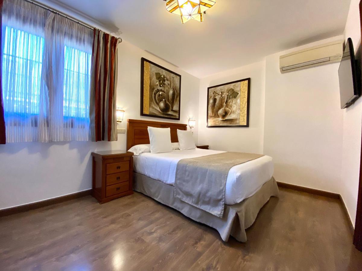Hostal Rodri (Adults Only) Granada Buitenkant foto