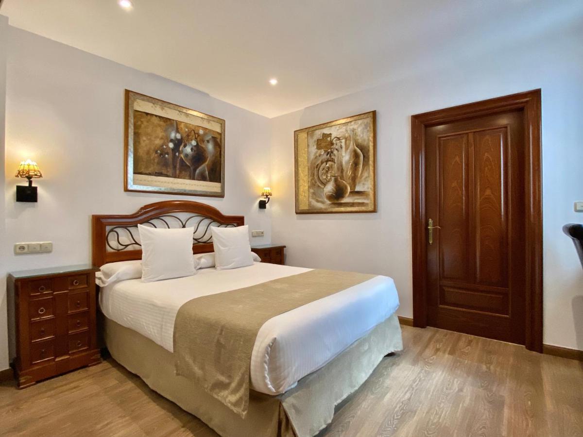 Hostal Rodri (Adults Only) Granada Buitenkant foto