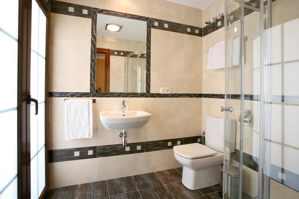 Hostal Rodri (Adults Only) Granada Buitenkant foto